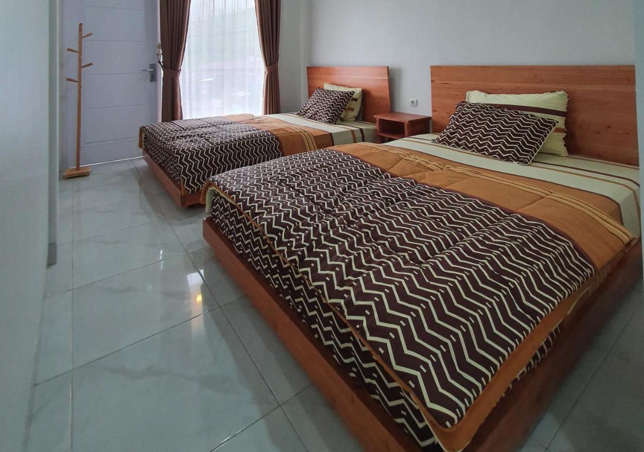 Golden House Homestay Dieng Diyeng